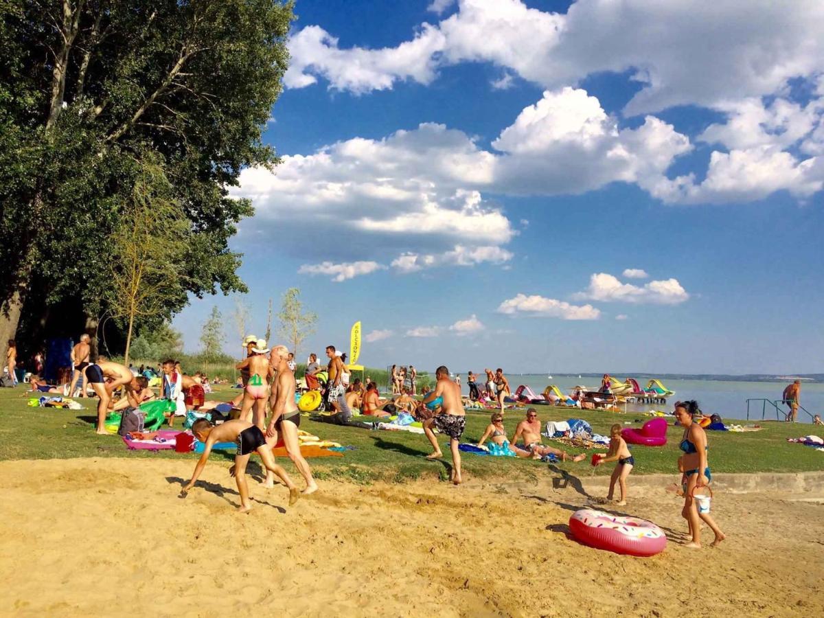 In Keszthely/balaton 39648 Holiday home