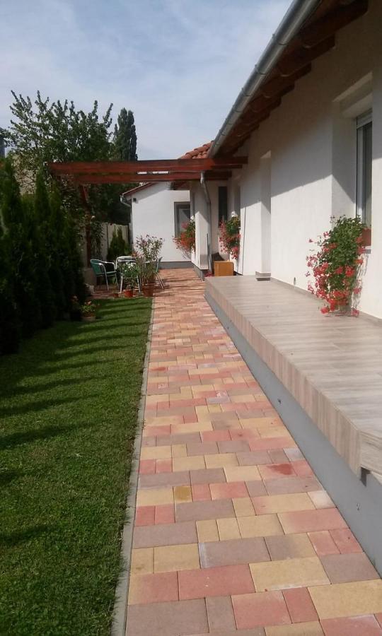 In Keszthely/balaton 39648 Holiday home *